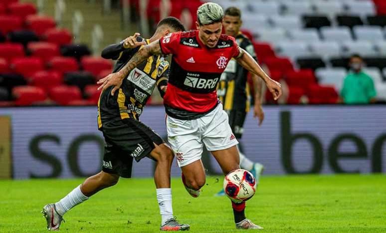 Pedro deu passe para um dos gols de Gabigol (Foto: Marcelo Cortes / Flamengo)