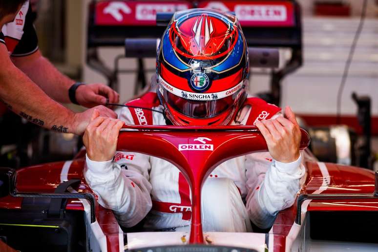 Kimi Räikkönen durante treinos livres da Espanha 