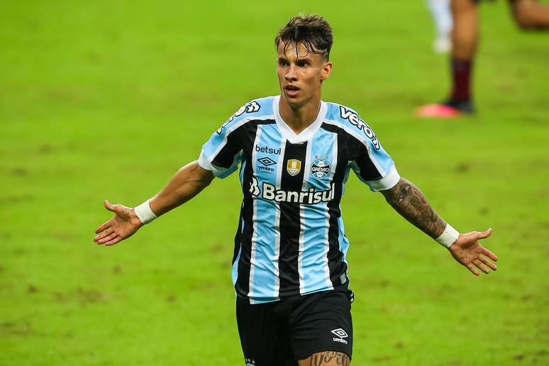 Grêmio vence Caxias novamente e está na final do Gaúcho