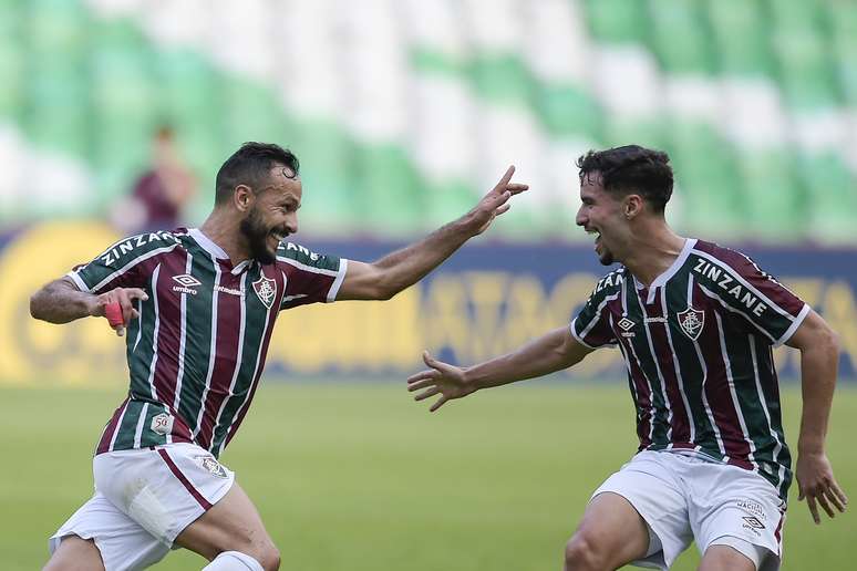 Fluminense bate a Portuguesa-RJ e se garante na final do Carioca