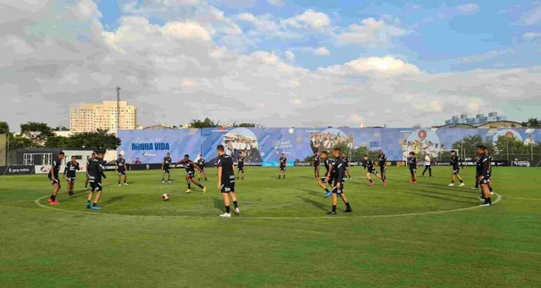 Titulares da vitória contra o Novorizontino não foram a campo nesa segunda-feira (10) (Foto: Agência Corinthians)