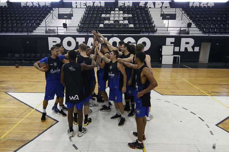 Time de basquete do Botafogo disputa o Campeonato Brasileiro (Foto: Vítor Silva/Botafogo)