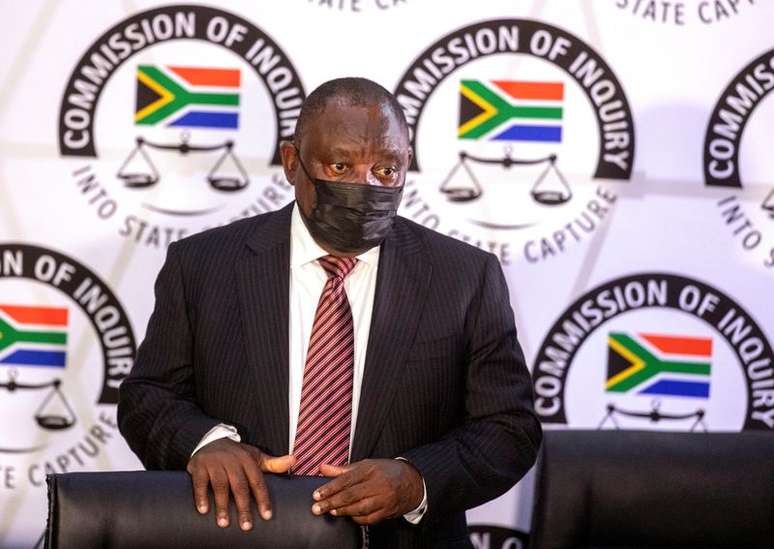Presidente da África do Sul, Cyril Ramaphosa, em Johanesburgo
28/04/2021 Themba Hadebe/Pool via REUTERS