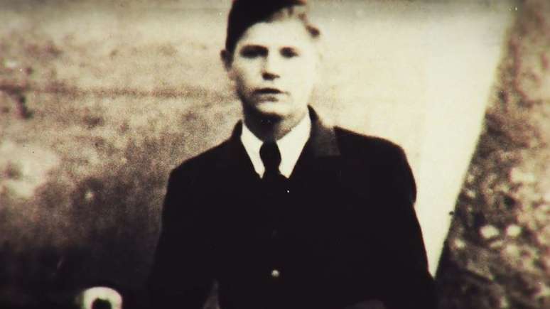 Chrzanowski veio para o Reino Unido em 1946, um ano após o fim da 2ª Guerra Mundial