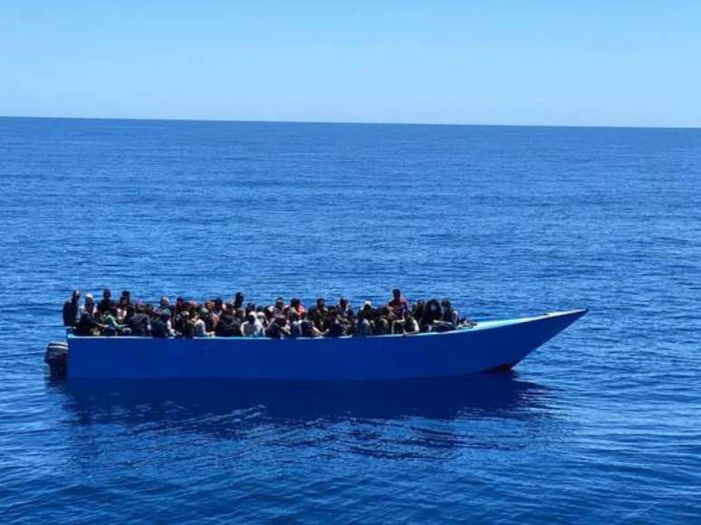 Chegadas em Lampedusa neste fim de semana foram constantes