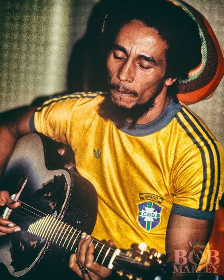 Torcedor apaixonado da seleção tricampeã do mundo, Bob Marley foi convidado a participar do lançamento da gravadora Ariola no Brasil