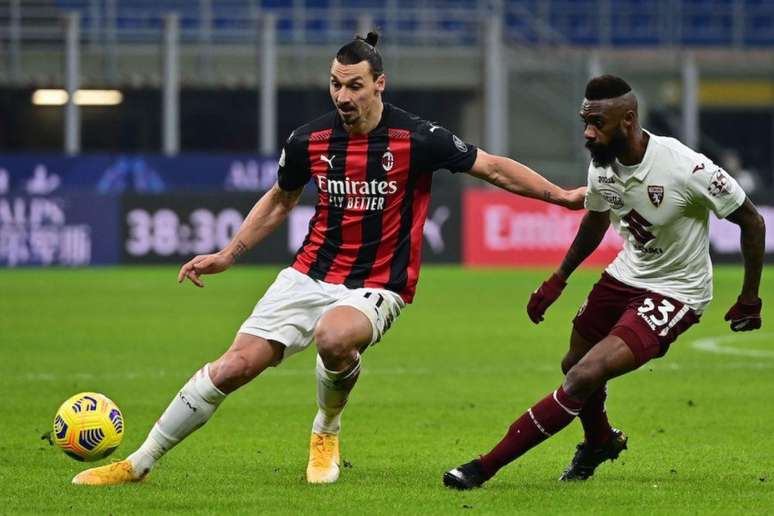Principal nome do Milan, Ibrahimovic está lesionado e não enfrentará o Torino (Foto: MIGUEL MEDINA / AFP)