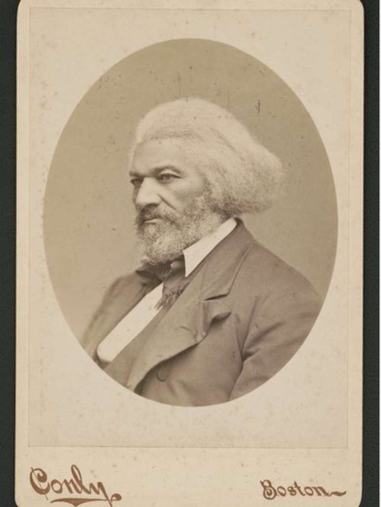 Frederick Douglass desafiou a segrega&ccedil;&atilde;o racial em um trem em Massachusetts quase um d&eacute;cada ap&oacute;s a&ccedil;&atilde;o da fam&iacute;lia Mundrucu no barco Telegraph