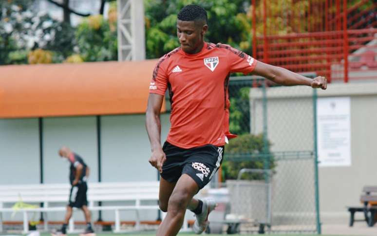 Orejuela ainda não estreou pelo Tricolor (Foto: Reprodução/ Twitter @SaoPauloFC)