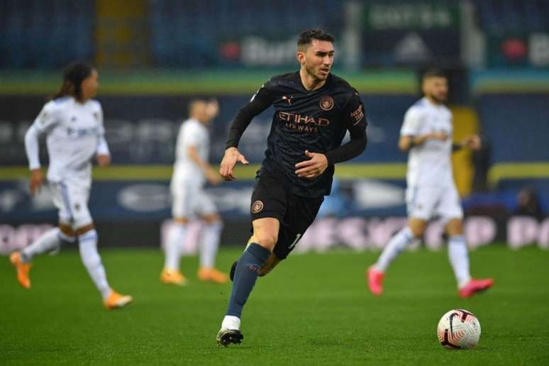 Laporte atualmente é reserva no Manchester City (Foto: PAUL ELLIS / POOL / AFP)