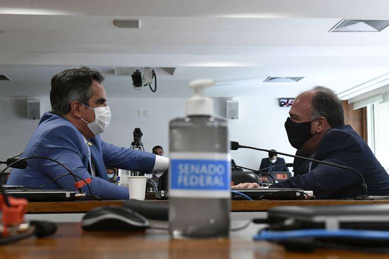 Senadores. Ciro Nogueira (Progressistas-PI) (à esq.) e Fernando Bezerra (MDB-PE) têm influência na estatal Codevasf