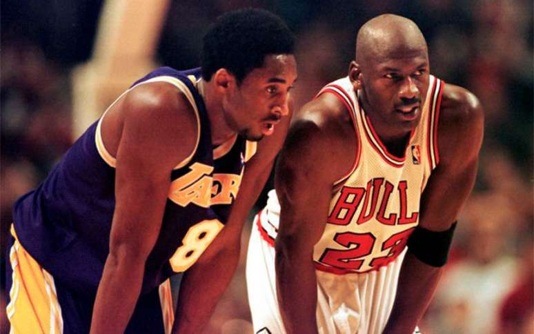 Jordan e Kobe foram adversários dentro de quadra (Foto: Vincent Laforet/AFP