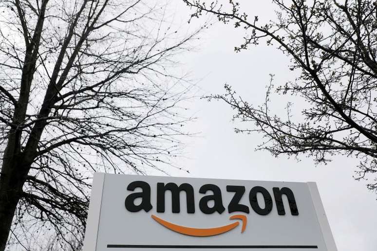 Logo da Amazon fotografado em Long Island, Nova York (EUA) 
17/03/2020
REUTERS/Andrew Kelly