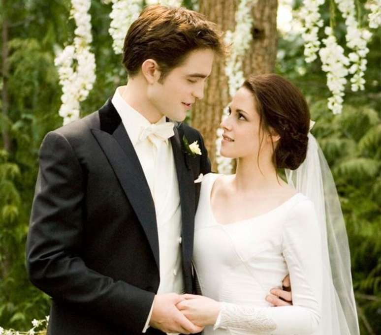 Edward e Bella./ Reprodução.