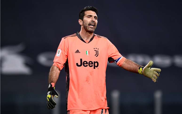 Buffon no Flamengo? Veja 5 times brasileiros ideais para o craque