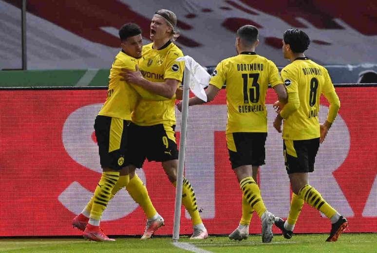 Borussia Dortmund não tomou conhecimento do RB Leipzig (Foto: JOHN MACDOUGALL / POOL / AFP)