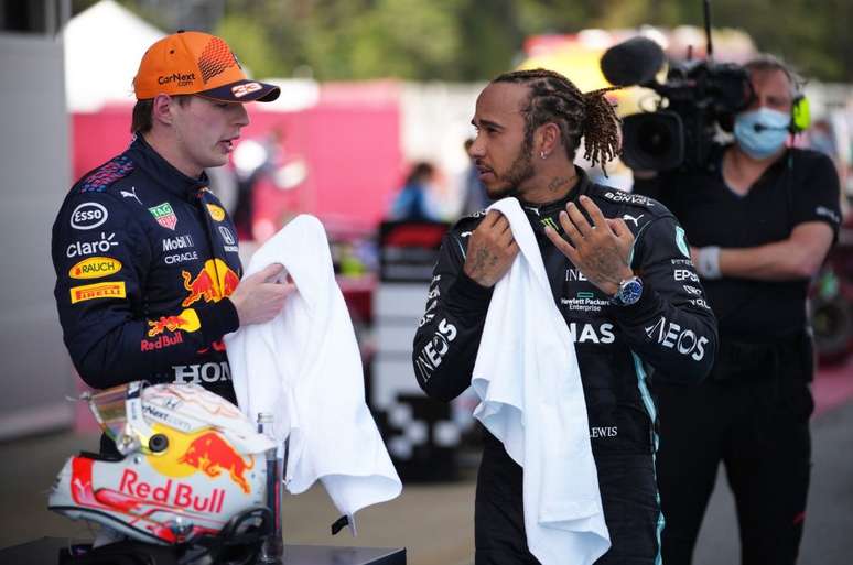 Max Verstappen e Lewis Hamilton: o pupilo e o mestre.