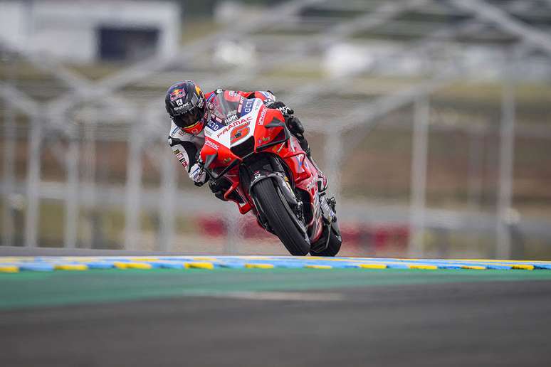 Johann Zarco ficou com o melhor tempo do dia em Le Mans 