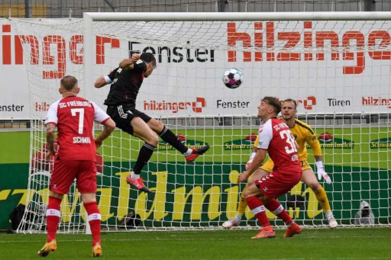 Bayern e Freiburg ficaram no empate (Foto: Thomas KIENZLE / POOL / AFP)