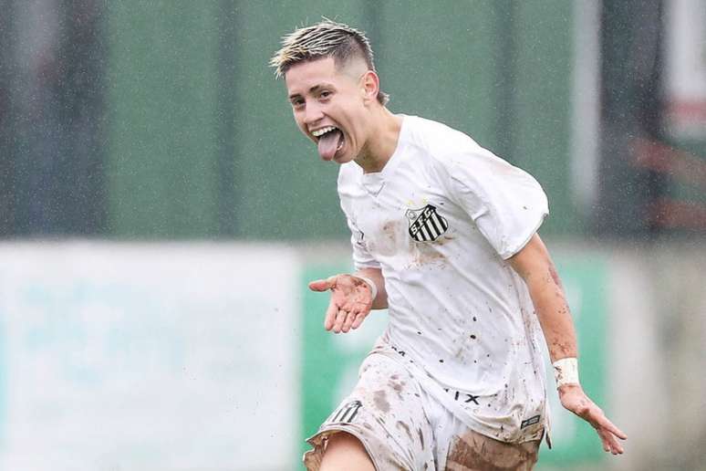 O atacante Alison Matheus é uma das esperanças do Peixe no Sub-17 (Foto: Pedro Ernesto Guerra Azevedo/Santos FC)