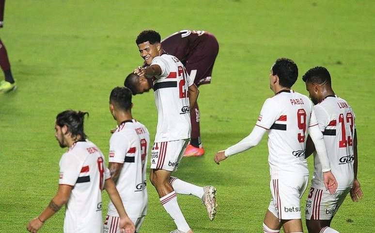 Com a vitória, o Tricolor está classificado para a semifinal do Paulistão (Paulo Pinto / saopaulofc.net)