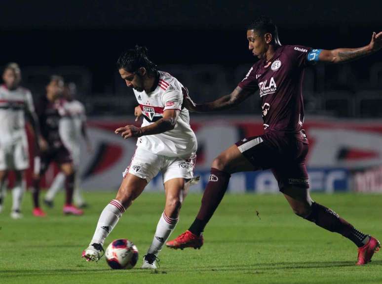 Benítez foi o principal jogador do São Paulo na vitória contra a Ferroviária (Foto: Divulgação)