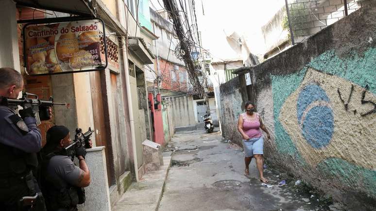 Uma operação da Polícia Civil na comunidade do Jacarezinho, no Rio, terminou com 29 mortos na semana passada