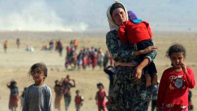 O povo yazidi, especialmente suas mulheres, foi alvo de atrocidades do EI no norte do Iraque