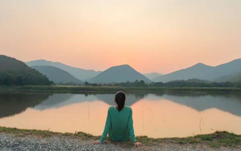 Leia atentamente as dicas abaixo para você começar a se abrir para a luz divina que é de paz e amor - Tananyaa Pithi/Shutterstock