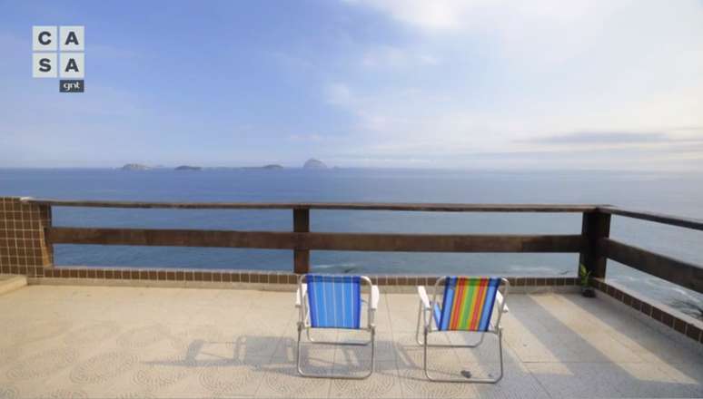 &Aacute;rea externa com vista para o mar.