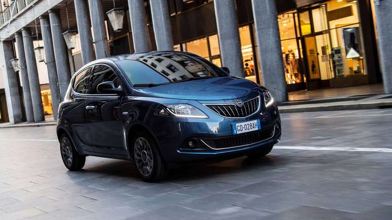 Lancia Ypsilon.