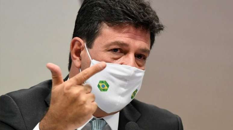 O ex-ministro da Saúde Luiz Henrique Mandetta disse à CPI que Bolsonaro tinha um conselho paralelo sobre a pandemia