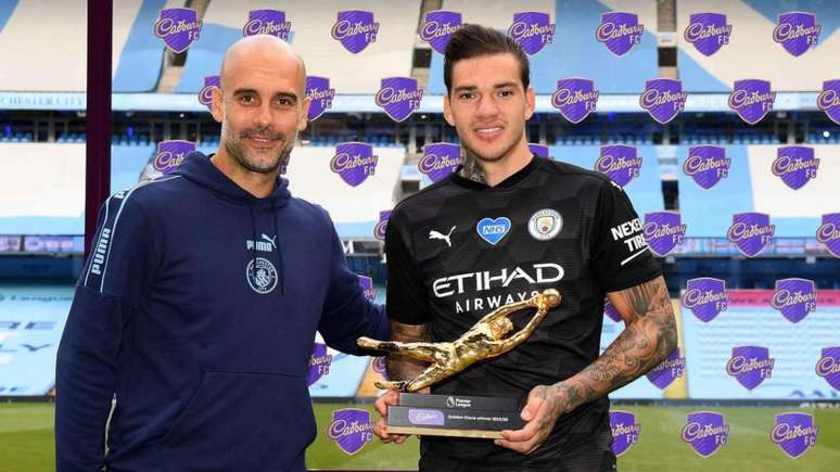 Ederson conquistou a Luva de Ouro também na temporada passada (Foto: Divulgação / Manchester City)