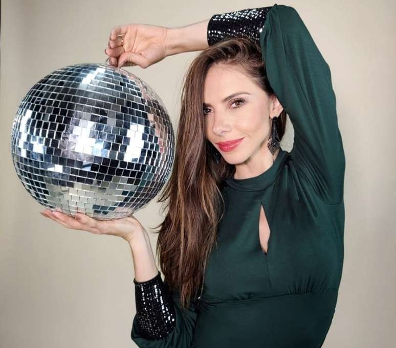 Divulga&ccedil;&atilde;o / Suelen Arrigo