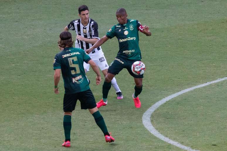 Atlético-MG e América-MG empataram em 0 a 0 no 1º primeiro jogo da decisão