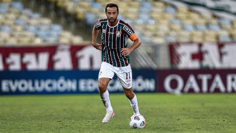 Nenê começou no banco contra o Junior Barranquilla (Foto: Lucas Merçon/Fluminense)