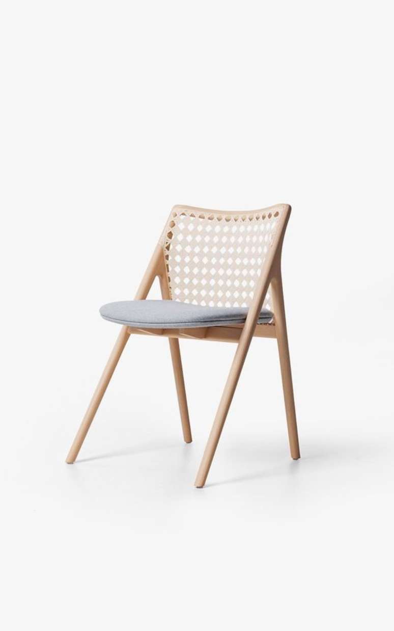 11. Cadeira de palha com estofado azul – Foto Wentz Design