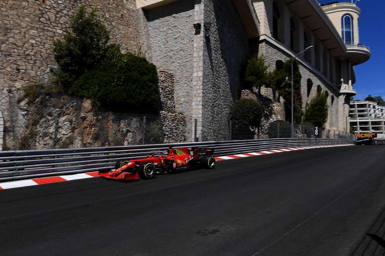 Charles Leclerc cravou o melhor tempo do dia nesta quinta-feira 