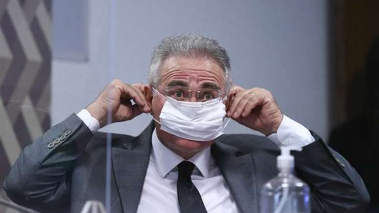 Relator da CPI, o senador Renan Calheiros (MDB-AL) disse que Pazuello "mentiu muito" em seu depoimento