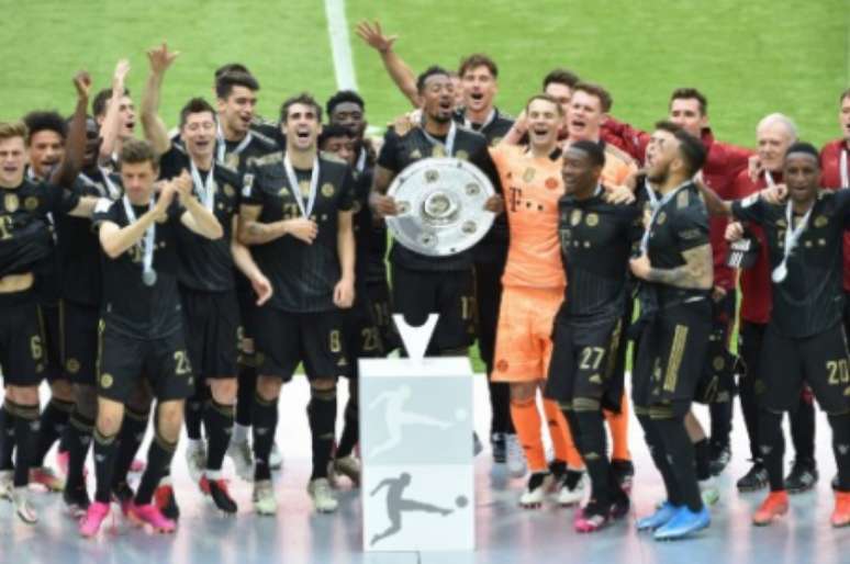 Bayern conquistou o seu nono título seguido (Foto: CHRISTOF STACHE / POOL / AFP)