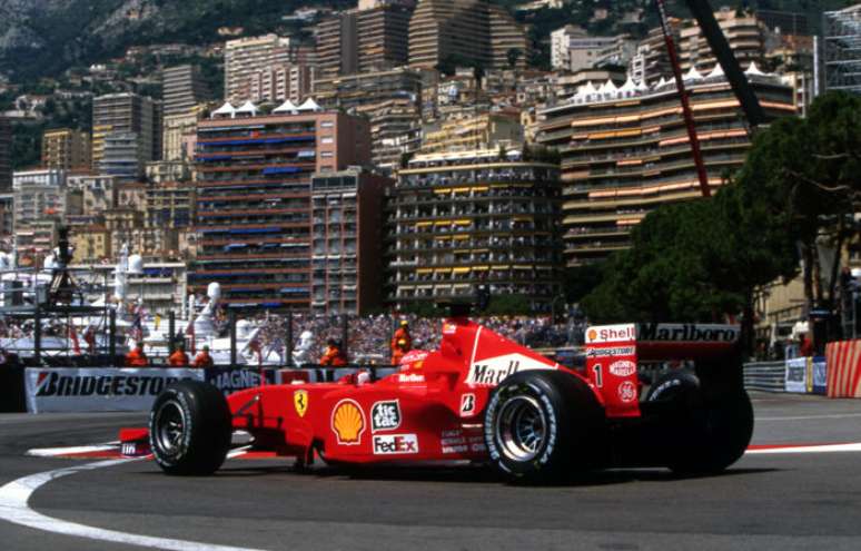 Michael Schumacher: duas poles sem vit&oacute;ria e s&oacute; uma com vit&oacute;ria.