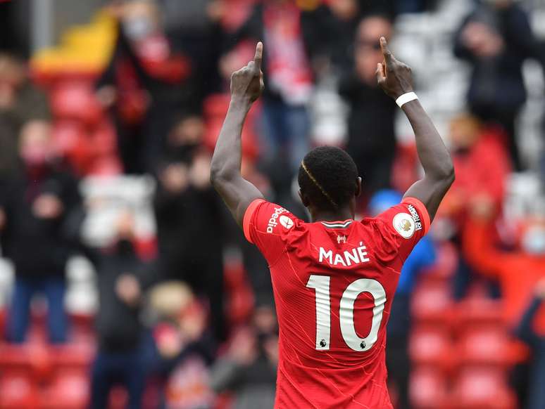 Sadio Mané comemora gol pelo Liverpool