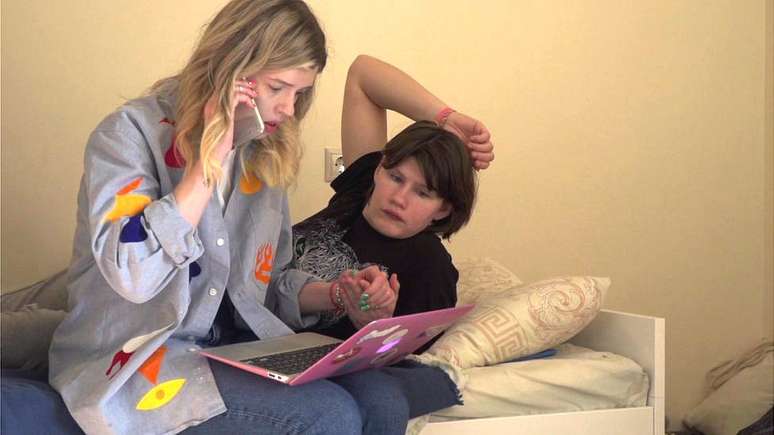 Nina e Arina passaram a viver juntas durante lockdown em Moscou