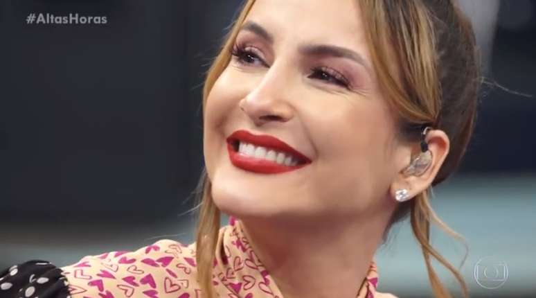 A cantora participou do "Altas Horas" no último sábado (22).
