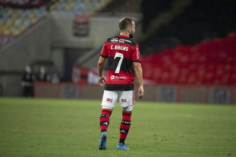 Éverton Ribeiro em ação pelo Flamengo na final do Carioca de 2021 (Foto: Divulgação/ Alexandre Vidal).