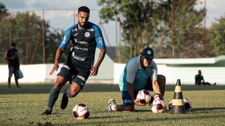 Geovane Itinga disputou o Paulistão 2021 pelo São Bento (Foto: Neto Bonvino)