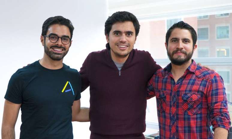 Da esq. para a dir., Santiago Suarez, Danial Vallejo e Elmer Ortega são os fundadores da fintech colombiana Addi