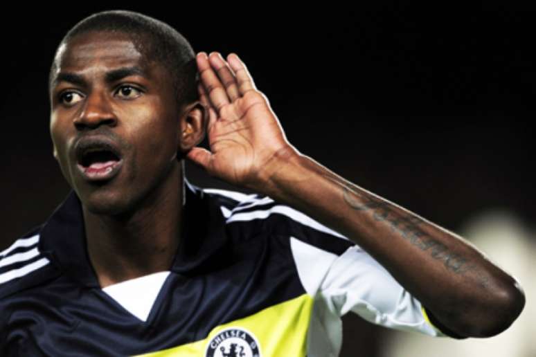 Ramires conquistou o primeiro título de Champions League com o Chelsea (Foto: Josep Lago/AFP)