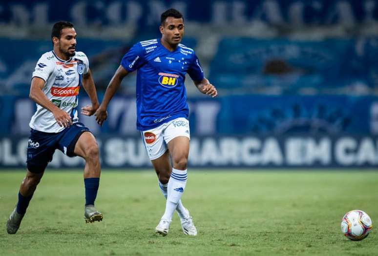 O saldo do confronto de 2020 foi favorável aos sergipanos, com uma vitória e um empate nos duelos com a Raposa-(Foto: Bruno Haddad/Cruzeiro)