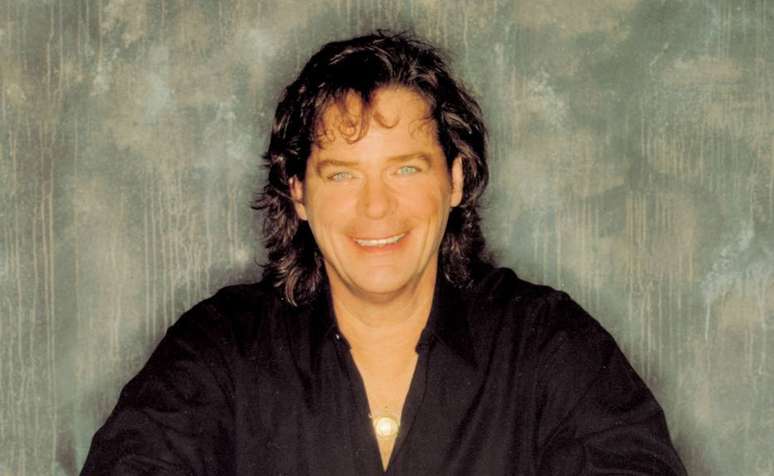 O cantor B.J. Thomas em foto do passado